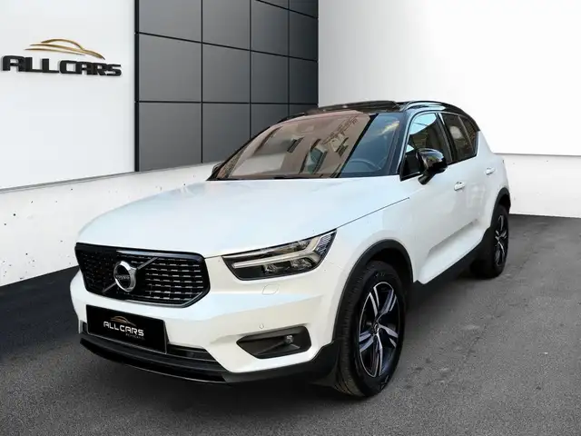 Volvo XC40 R Design 2WD Pano*Kamer*ToTWink*ACC*1.J.Gar