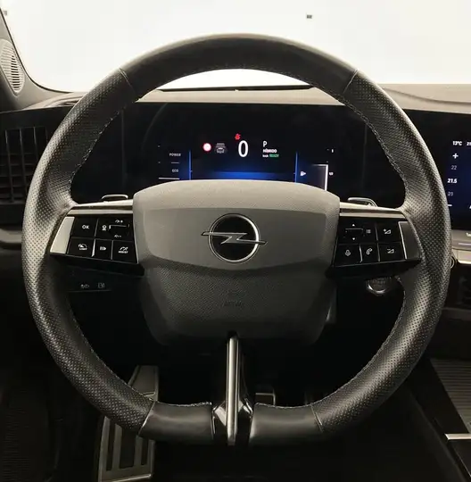 Opel Astra 2023, foto 19
