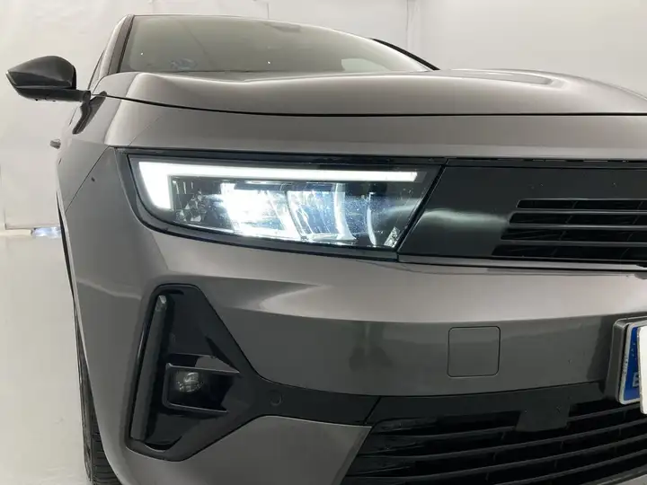 Opel Astra 2023, foto 13