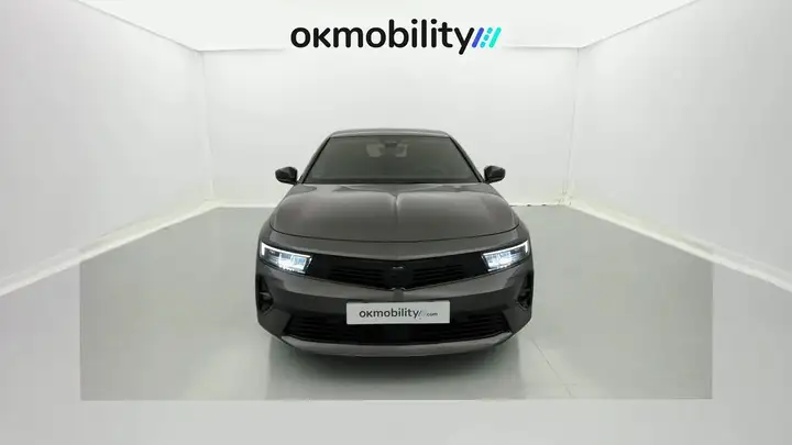Opel Astra 2023, foto 3