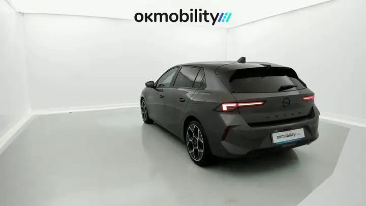 Opel Astra 2023, foto 7