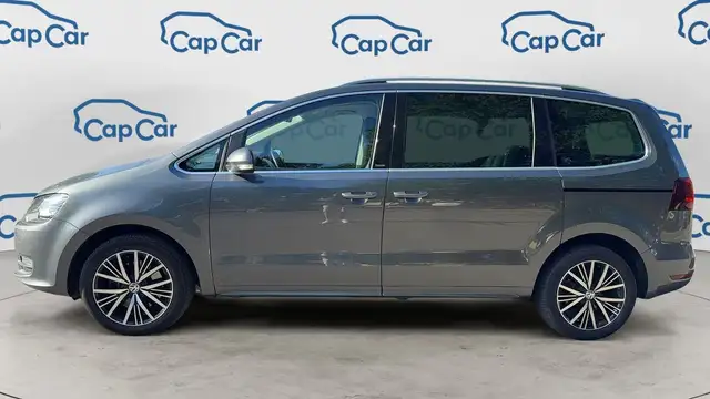Volkswagen Sharan view 2