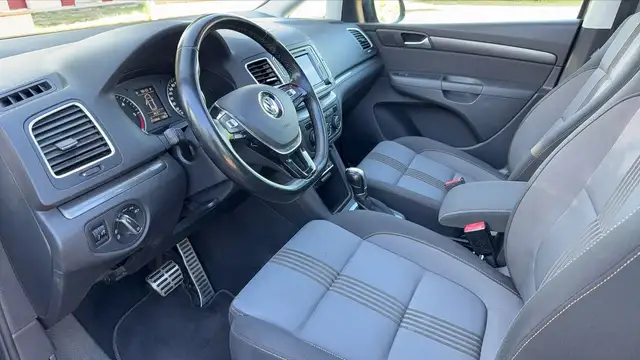 Volkswagen Sharan view 8