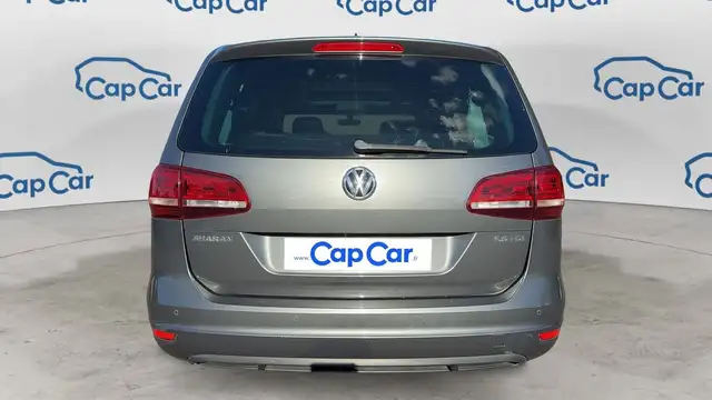 Volkswagen Sharan view 3