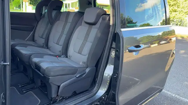 Volkswagen Sharan view 9
