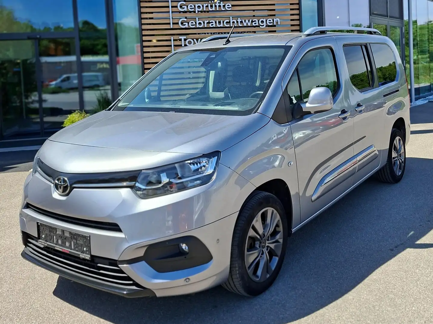 Toyota Proace City Proace City Verso L2 1,5 D-4D 130 Family+WR! Blau - 1