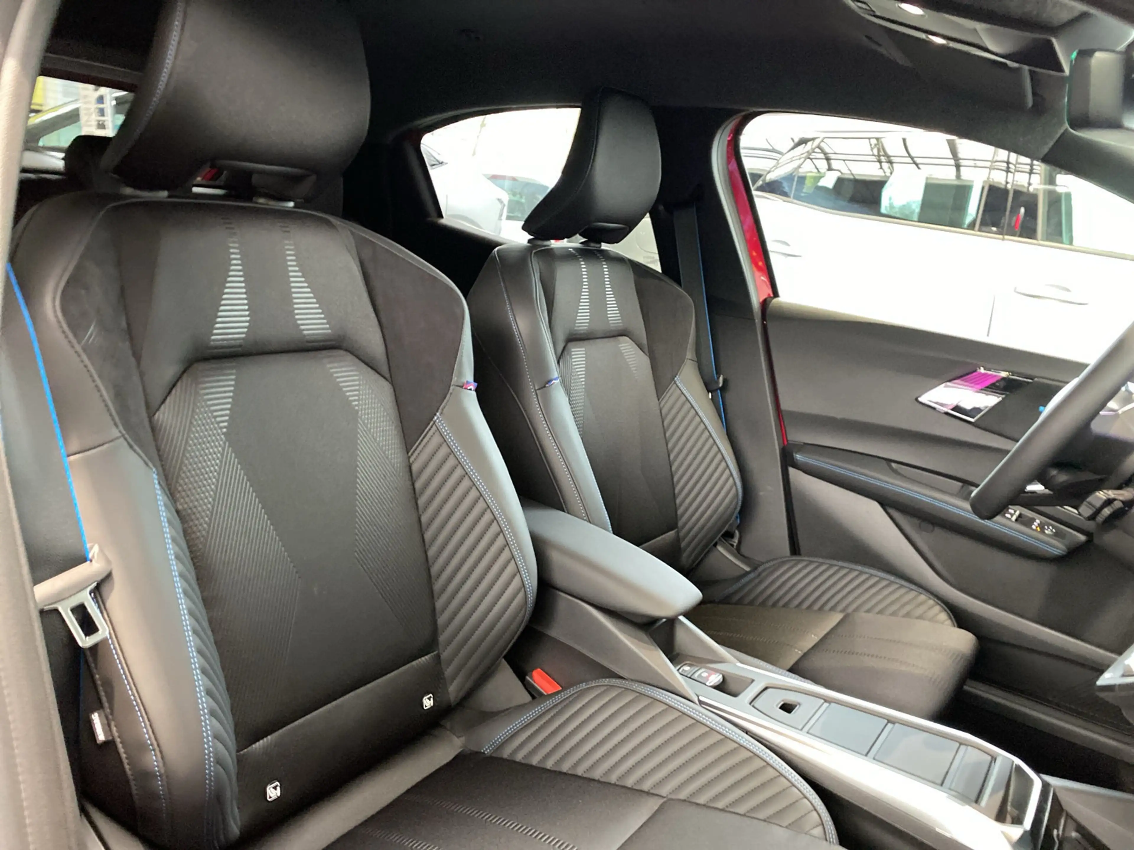 Renault Clio Esprit Alpine Full Hybrid E-Tech 160 Navi — photo 13