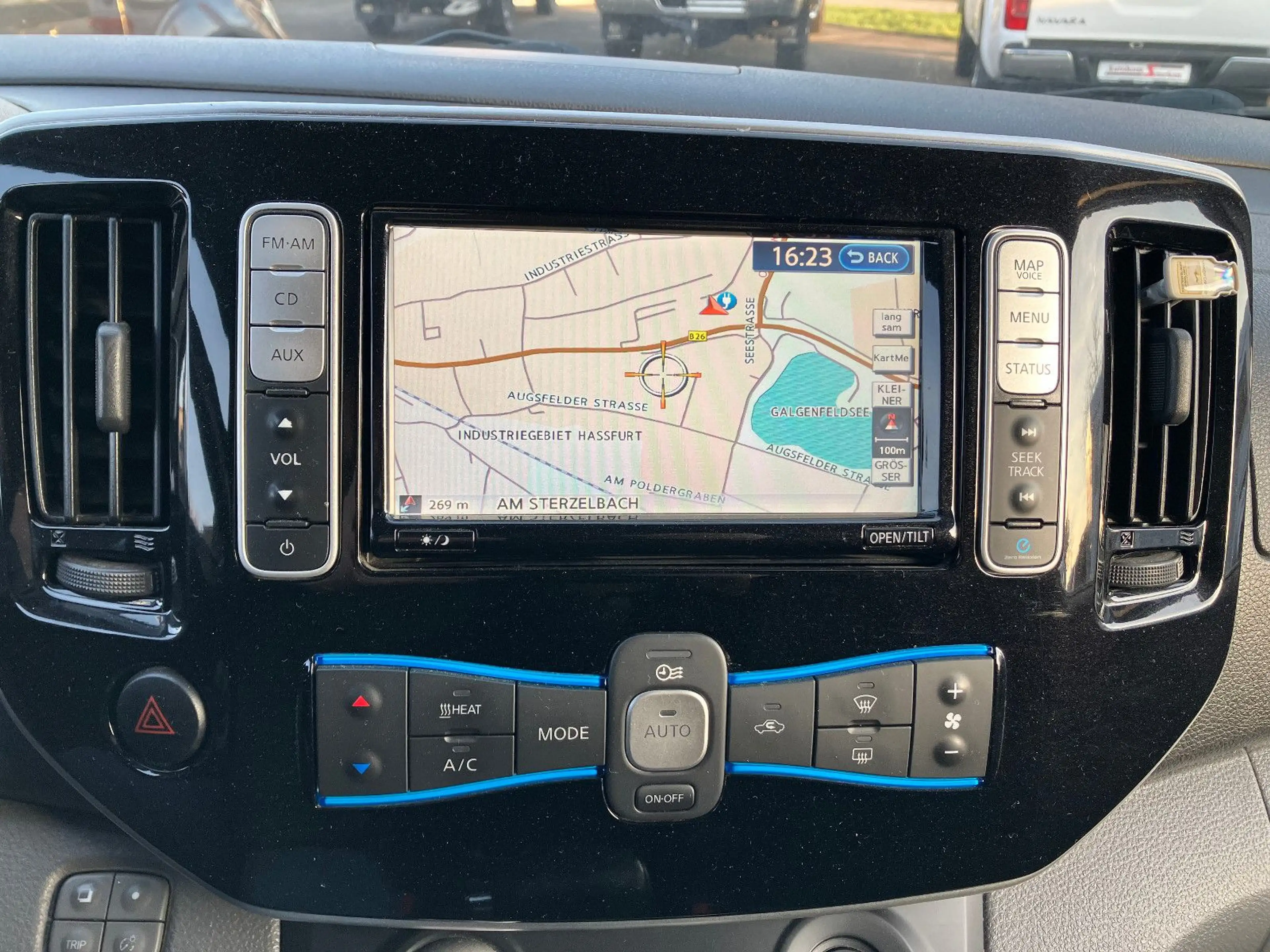 Nissan E-NV200 Hygieneausbau — photo 9