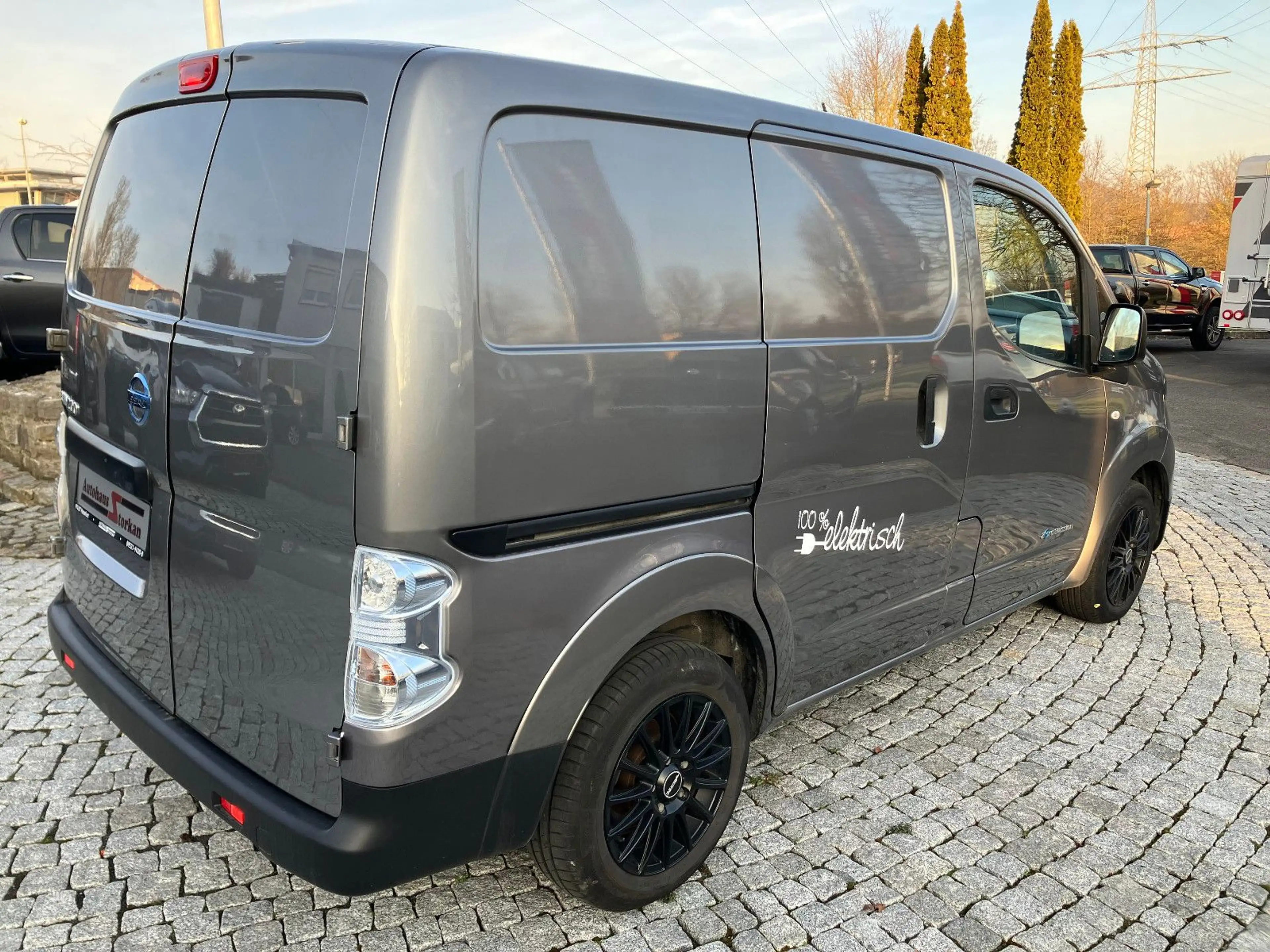 Nissan E-NV200 Hygieneausbau — photo 4