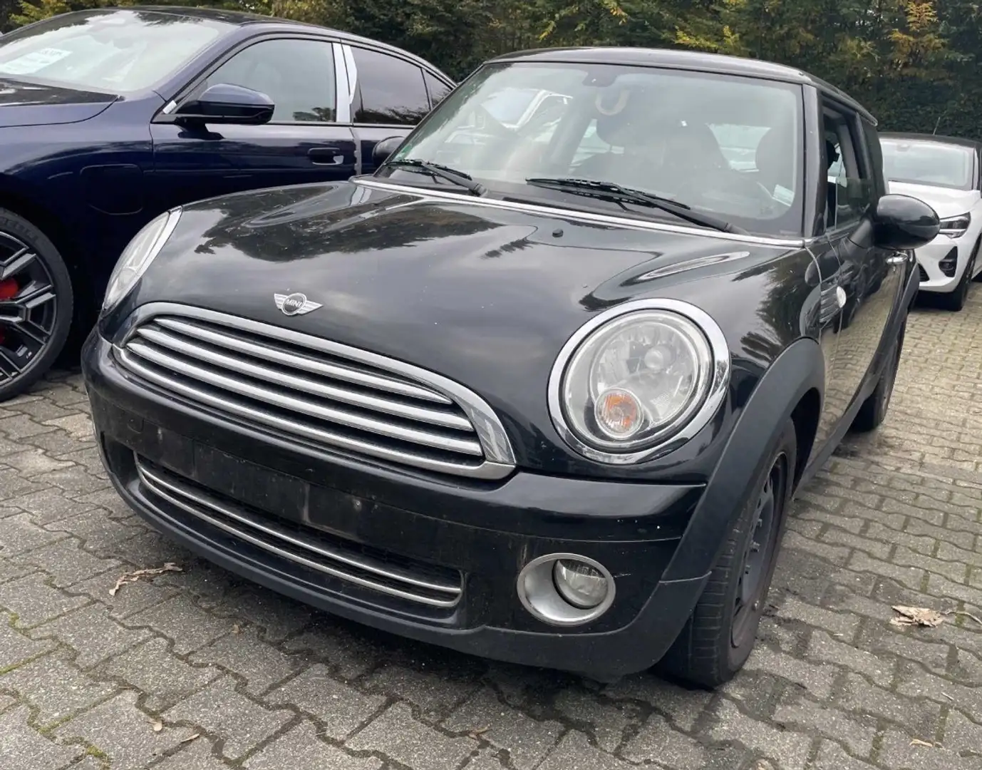 MINI Cooper Cooper 1.6 Schwarz - 1