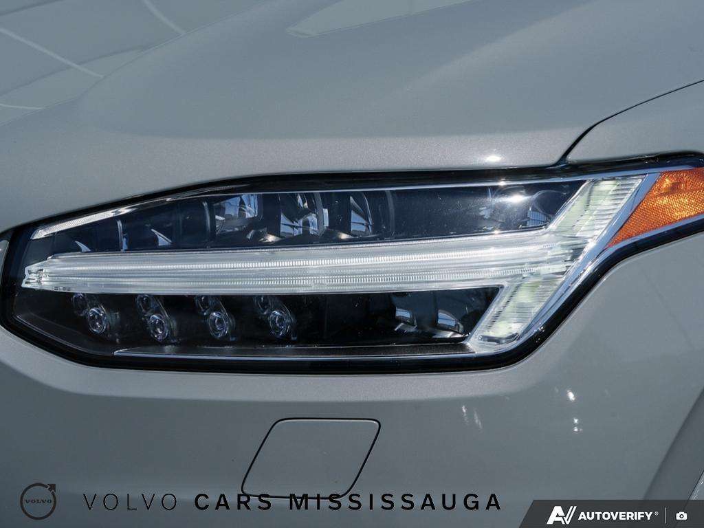 2024 Volvo XC90 Ultimate Plug-In Hybrid thumb 10