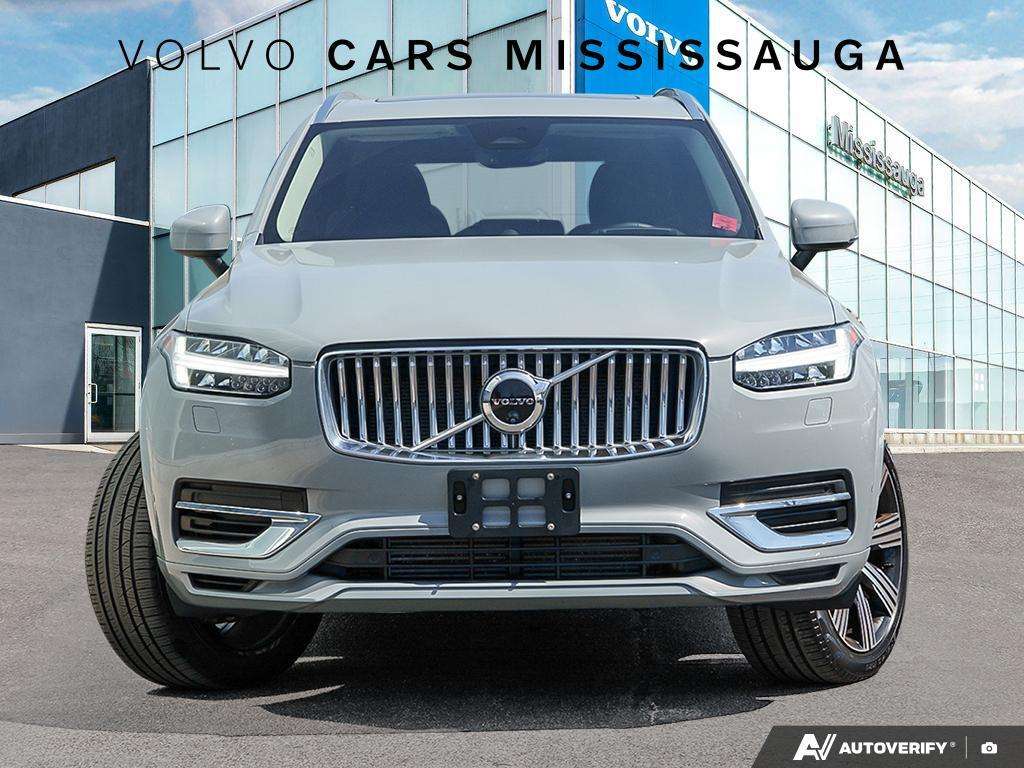2024 Volvo XC90 Ultimate Plug-In Hybrid alt 2