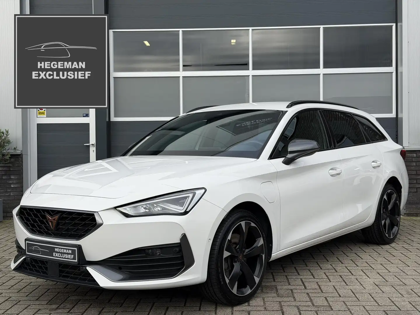 CUPRA Leon Sportstourer 1.4 e-Hybrid VZ Adrenaline | Keyless Blanc - 1