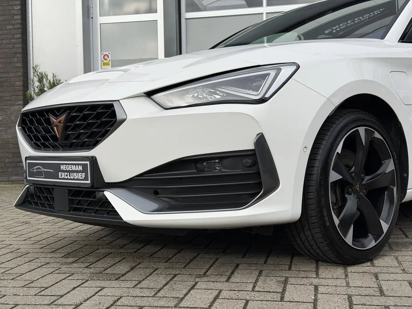 CUPRA Leon Sportstourer 1.4 e-Hybrid VZ Adrenaline | Keyless Blanc - 2