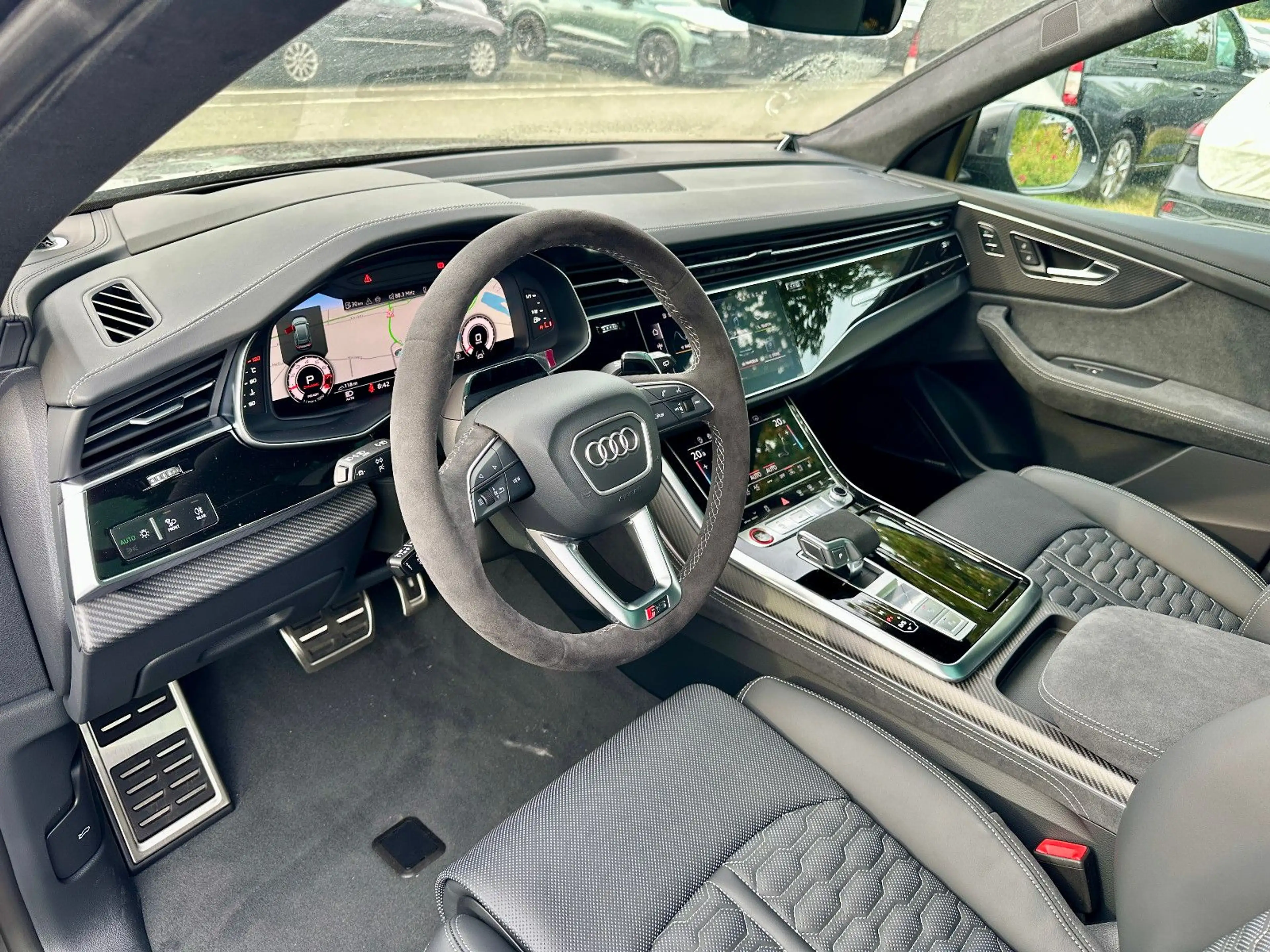Audi RS Q8 perf. B&O ADV CARBON PANO 305 AHK OLED HuD — photo 14