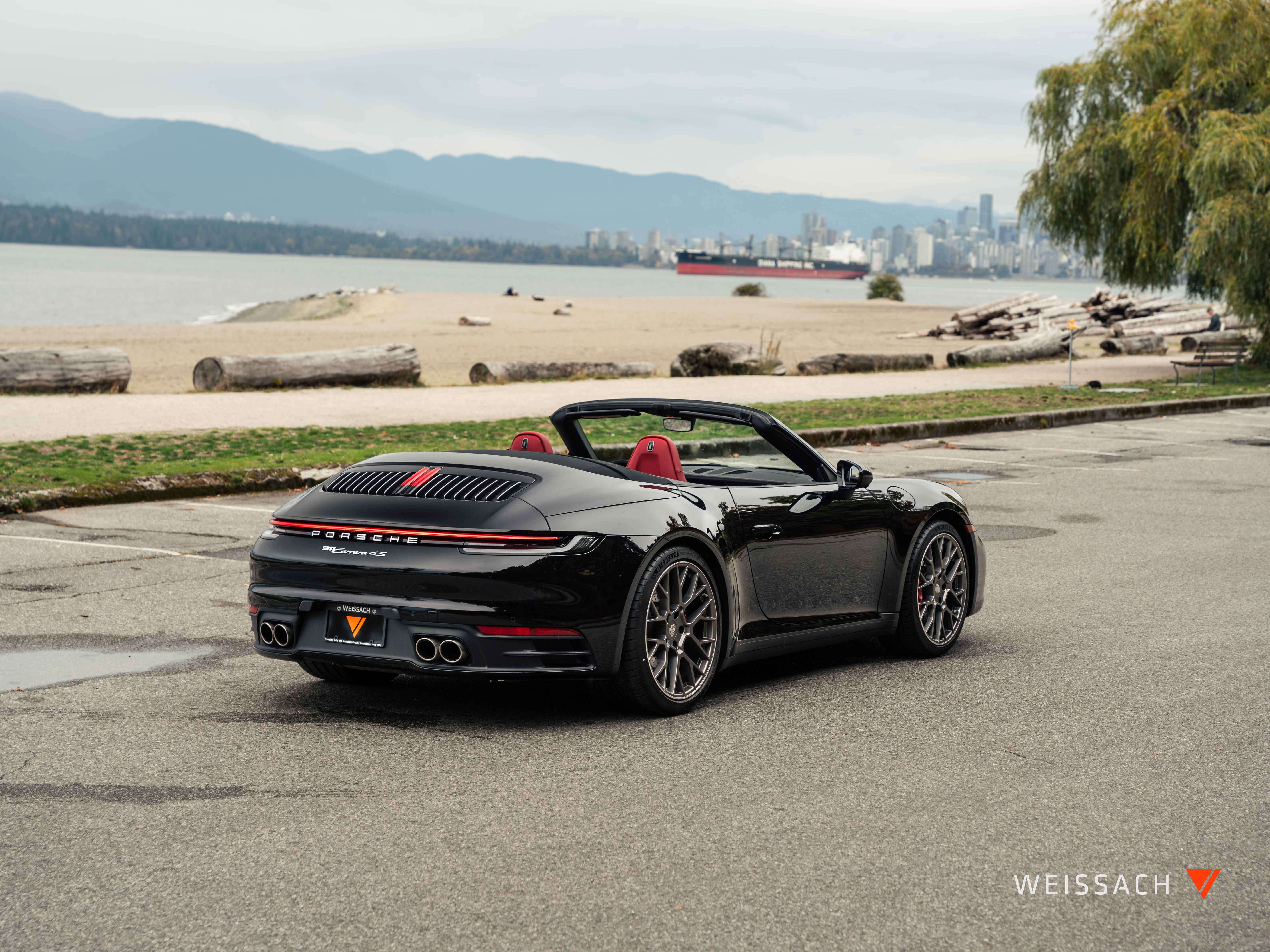 2023 Porsche 911 Carrera 4S Cabriolet