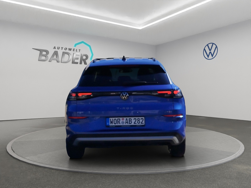 Volkswagen T-Roc Life 1.5 l eTSI LED ACC — photo 5