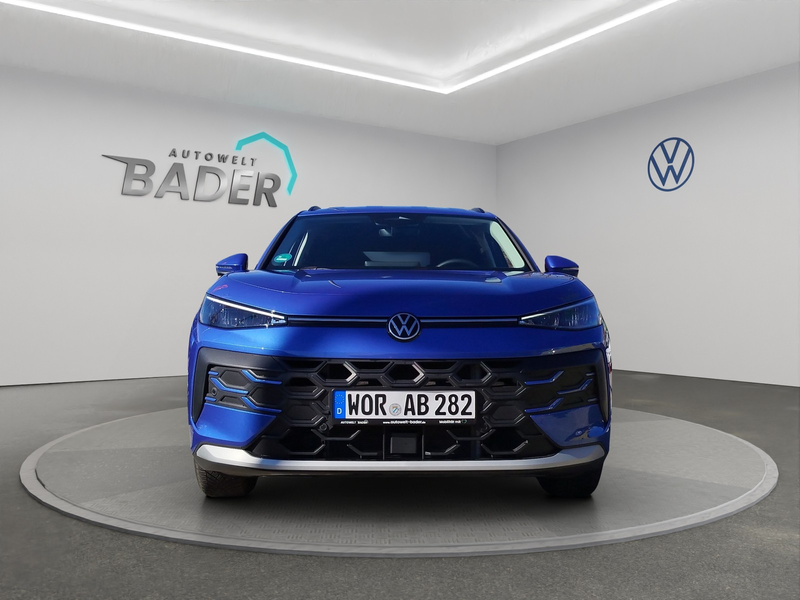 Volkswagen T-Roc Life 1.5 l eTSI LED ACC — photo 2