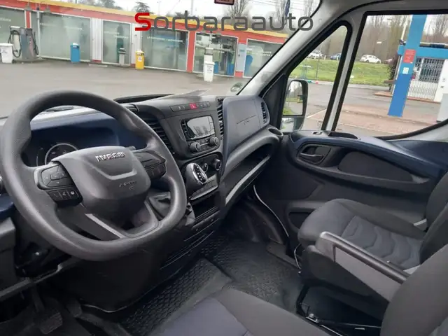 Iveco Daily view 6