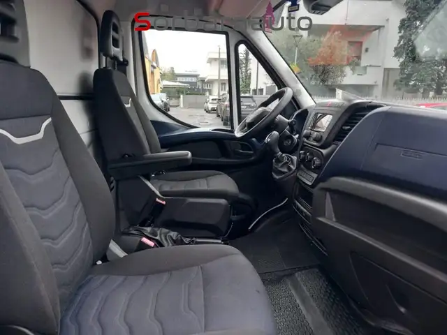 Iveco Daily view 12
