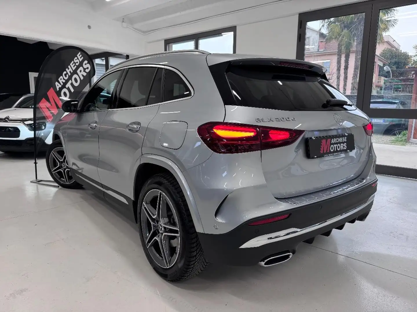 Mercedes-Benz GLA 200 200 d Automatic AMG Line Adv.Plus Argintiu - 2