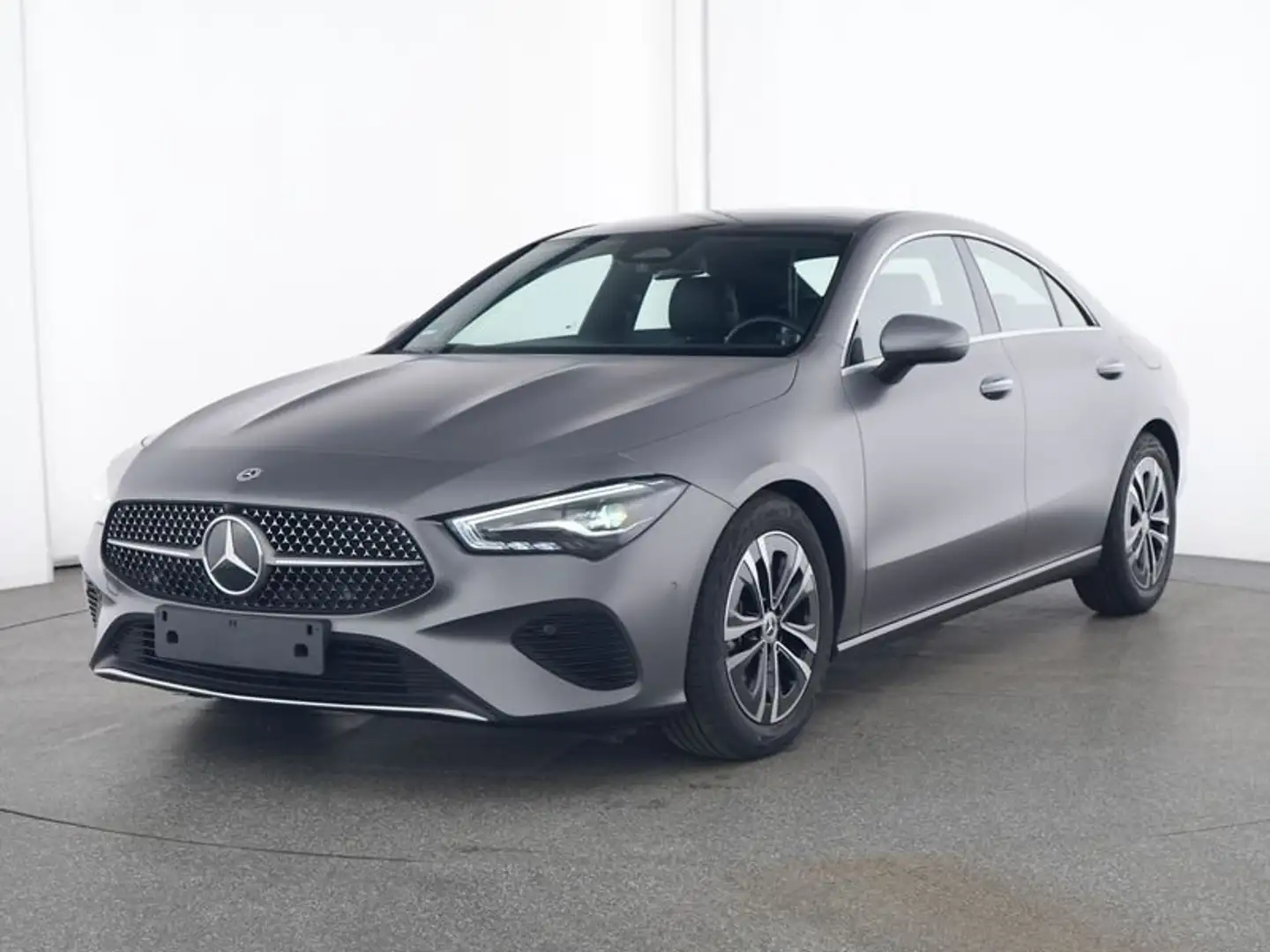 Mercedes-Benz CLA 200 CLA200d Adv.Plus MAGNO Pano DISTRO Burme AHK DWA Grau - 2