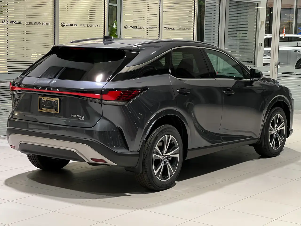 Lexus RX снимка Lexus RX