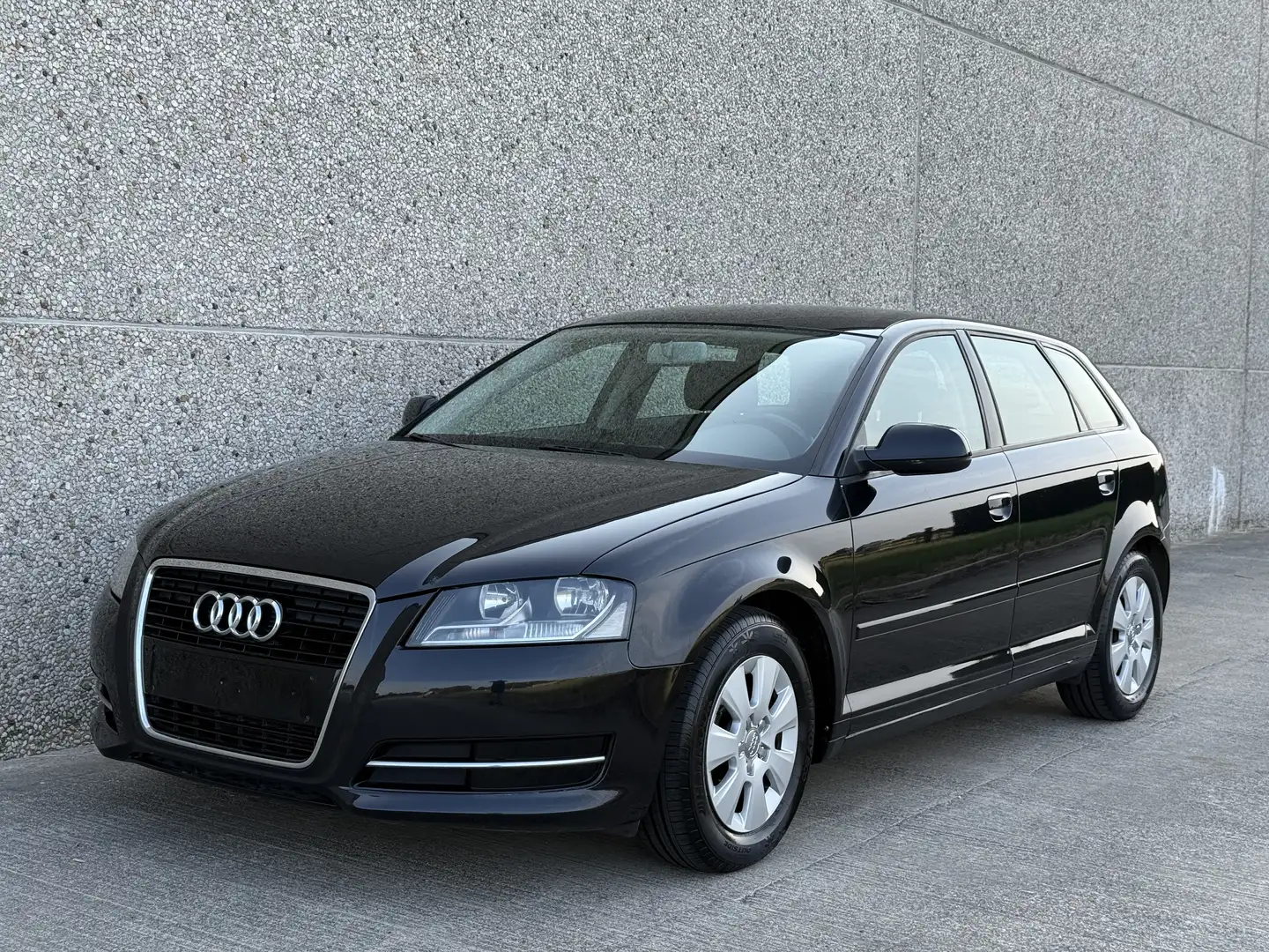 Audi A3 1.6d Airco Cd/Radio Navi Nieuwe staat - 1