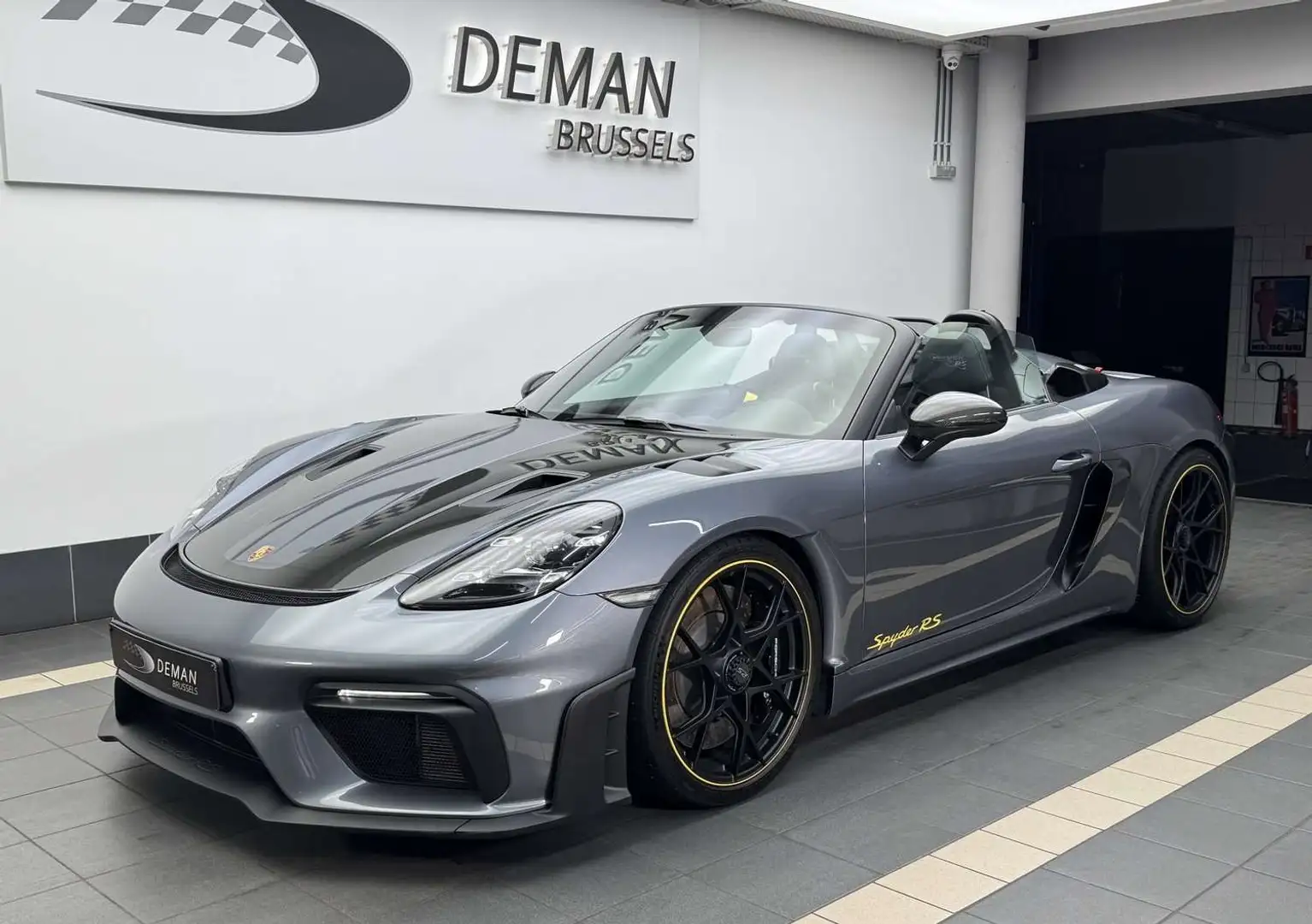 Porsche 718 Spyder RS * Weissach Package * Front lift * Camera * PDLS Gris - 1