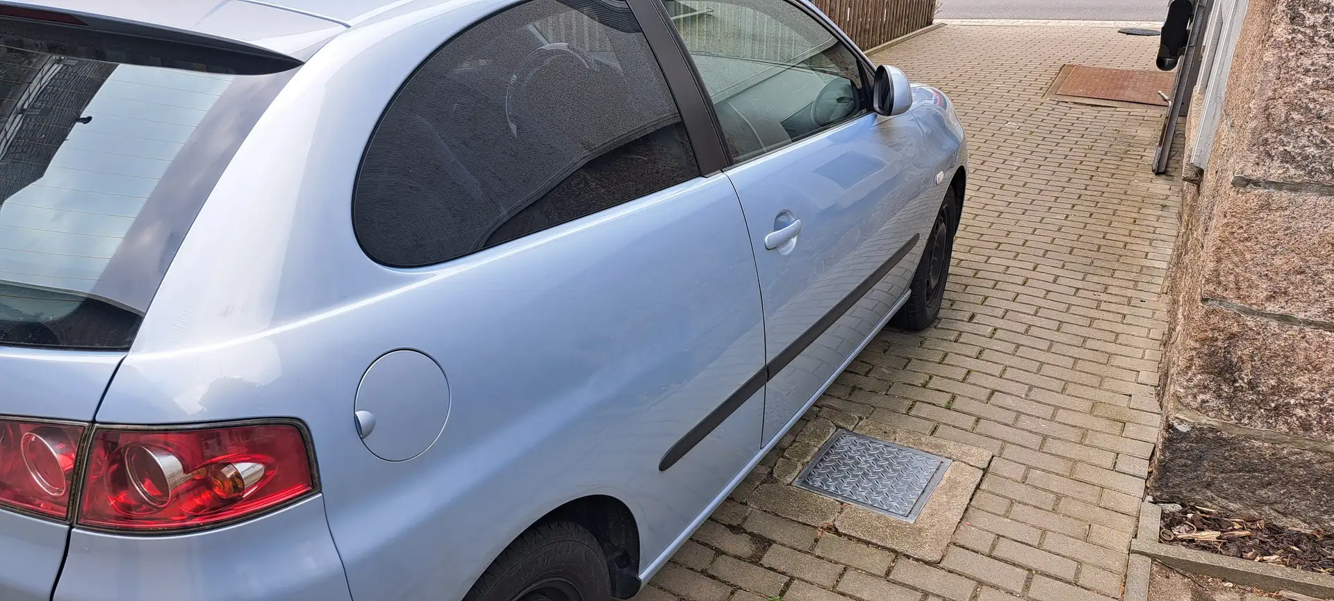 SEAT Ibiza Ibiza  3-Türer 1.4 16V Sport Grau - 2