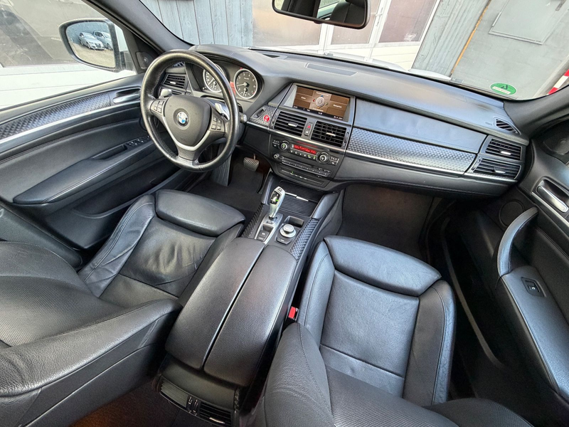 BMW X6 Baureihe X6 xDrive50i/Leder/Head-Up/Memo/Kamera — photo 9