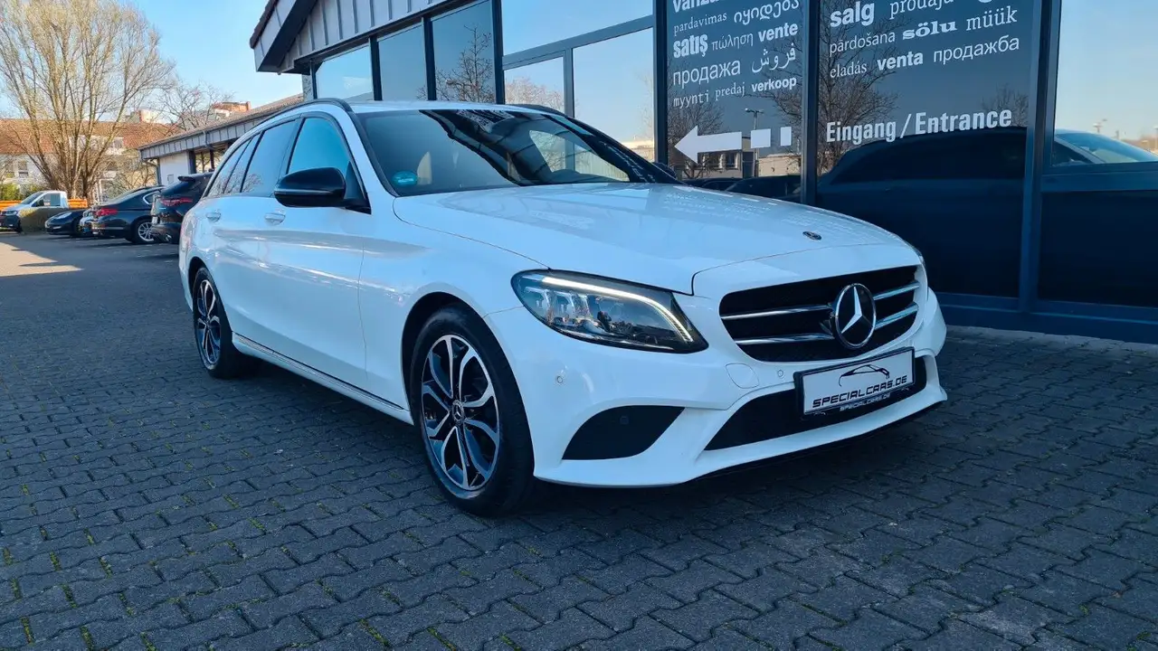 Mercedes-Benz C 220