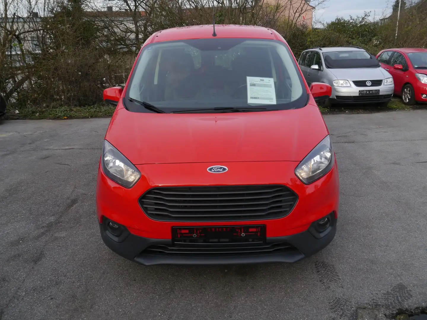 Ford Transit Courier Piros - 2