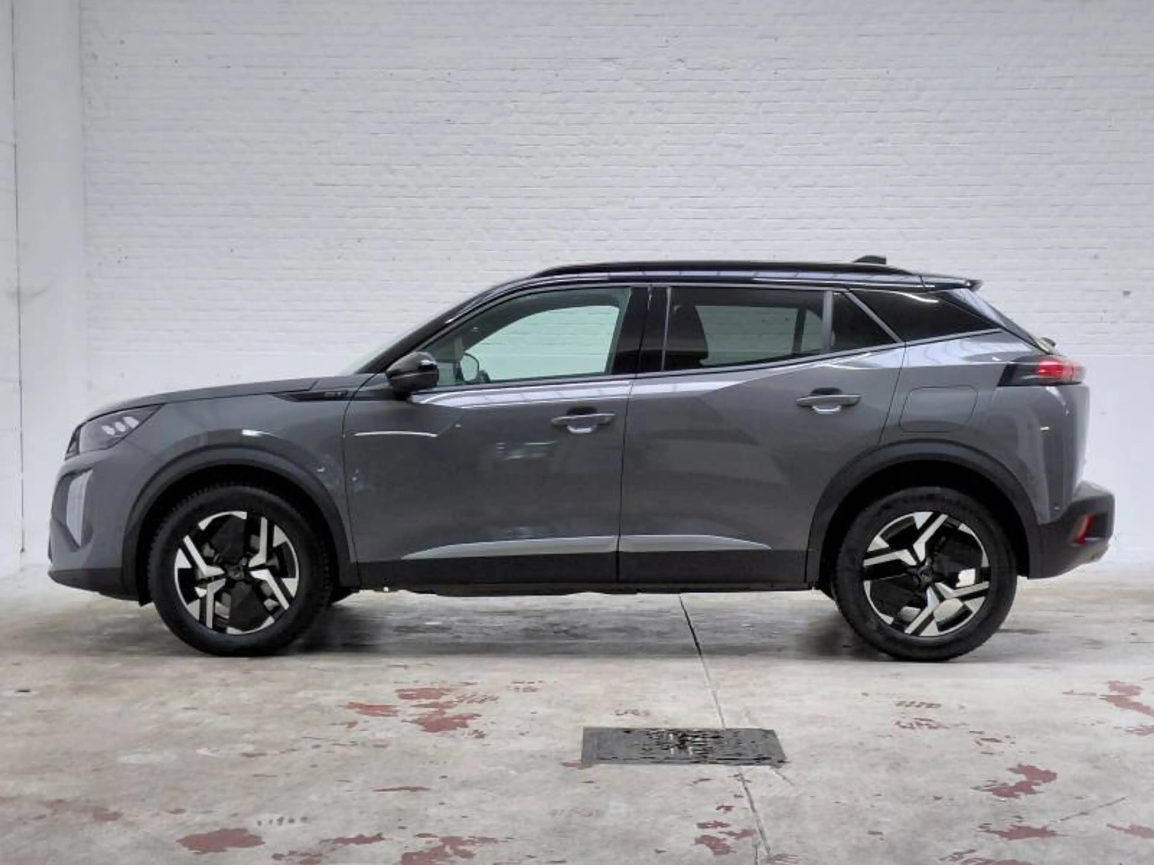 Peugeot 2008 2 1.2 HYBRID 145 e-DSC6 GT — photo 8