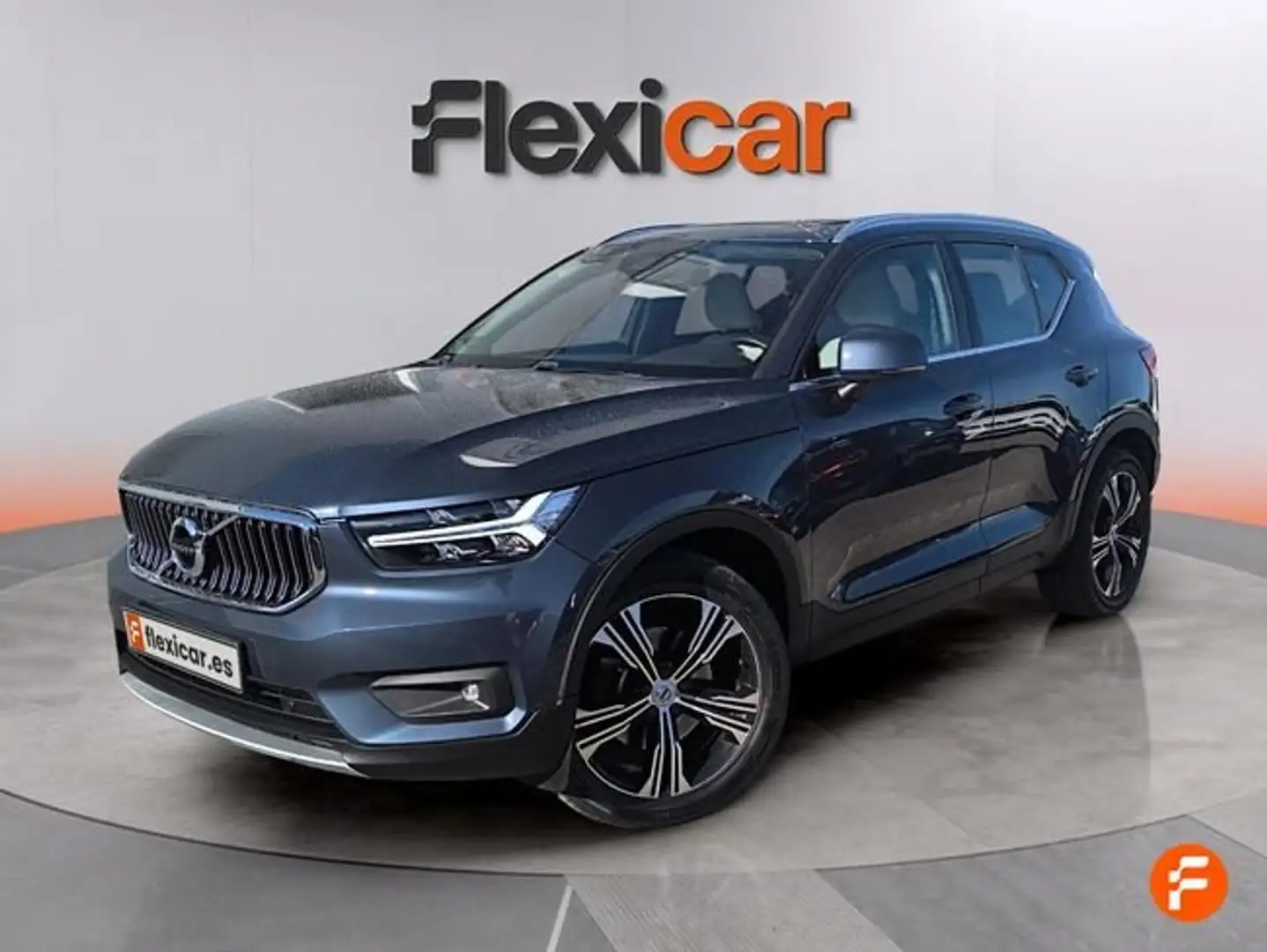Volvo XC40 T4 Inscription AWD Aut. Gris - 2