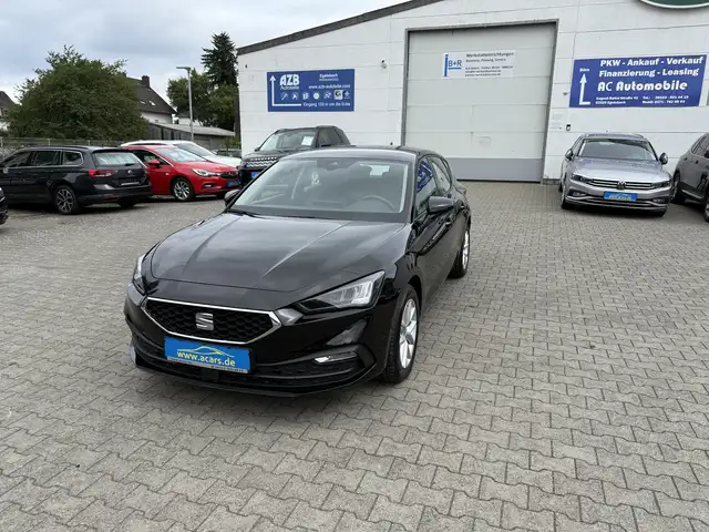 SEAT Leon Style 2,0 TDI Aut Navi LED ACC PDC SHA AHK Alu18 E