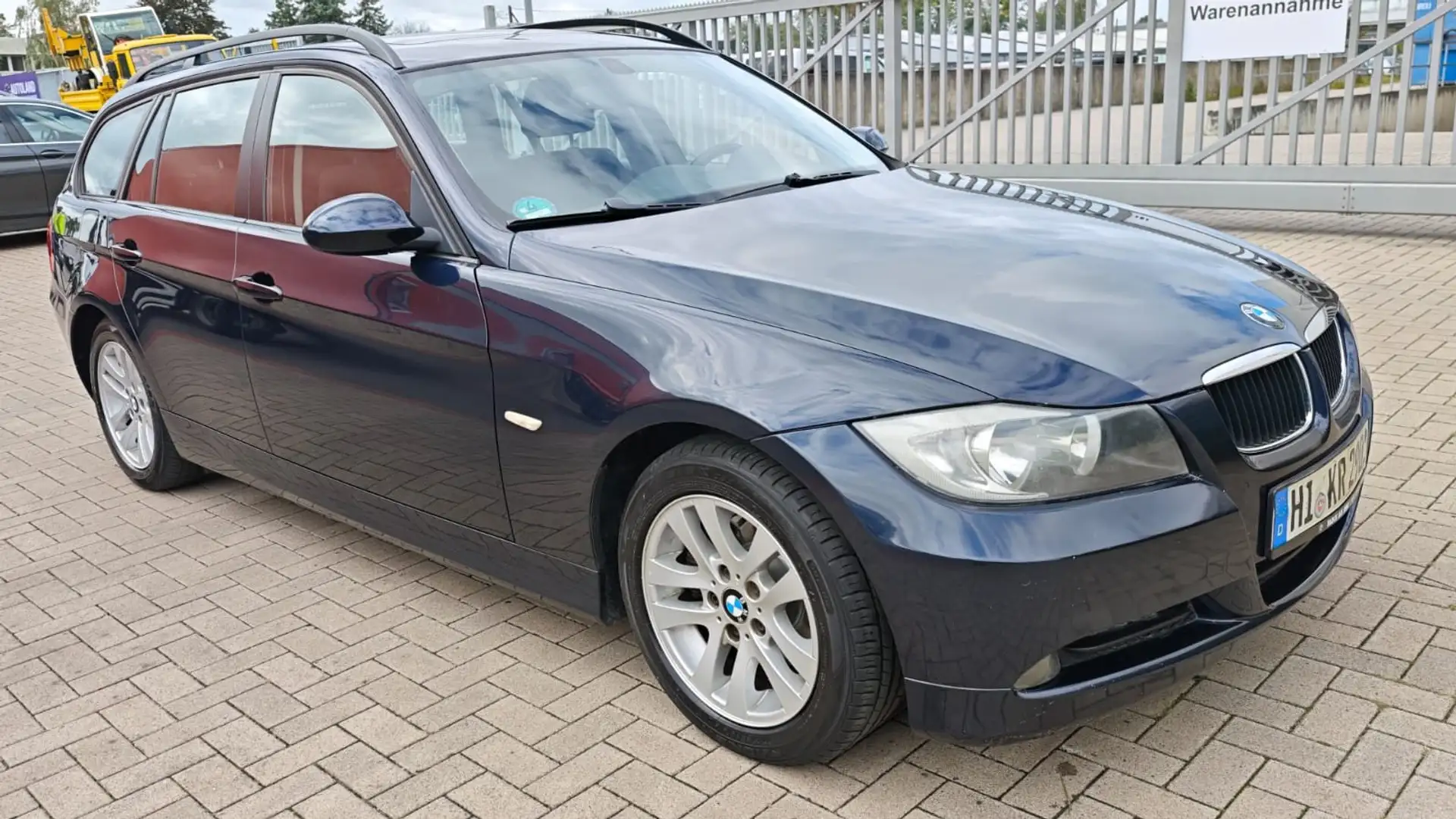 BMW 320 320i TÜV NEU Blau - 1