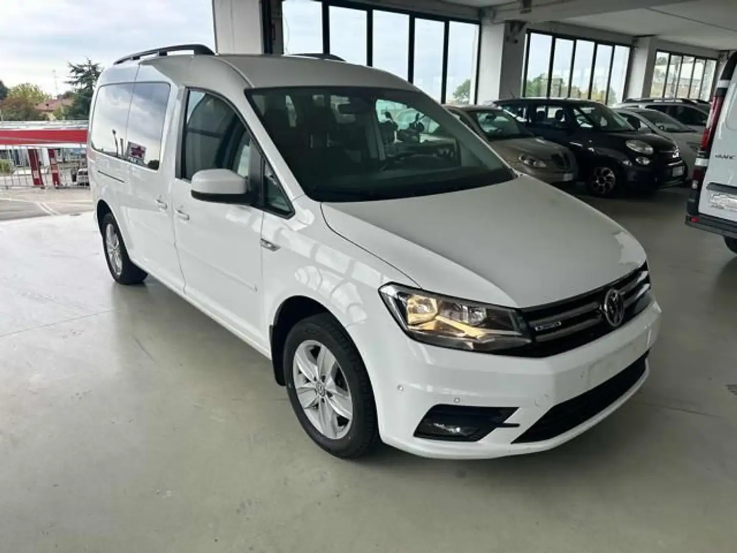 Volkswagen Caddy 1.4 TGI DSG 7 posti Trendline Maxi Bianco - 2