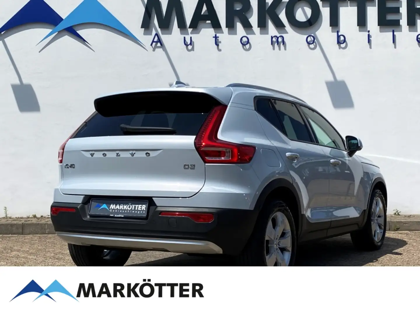 Volvo XC40 D3 Momentum Pro /Kamera/BLIS/ACC/2xPDC/ Bianco - 2