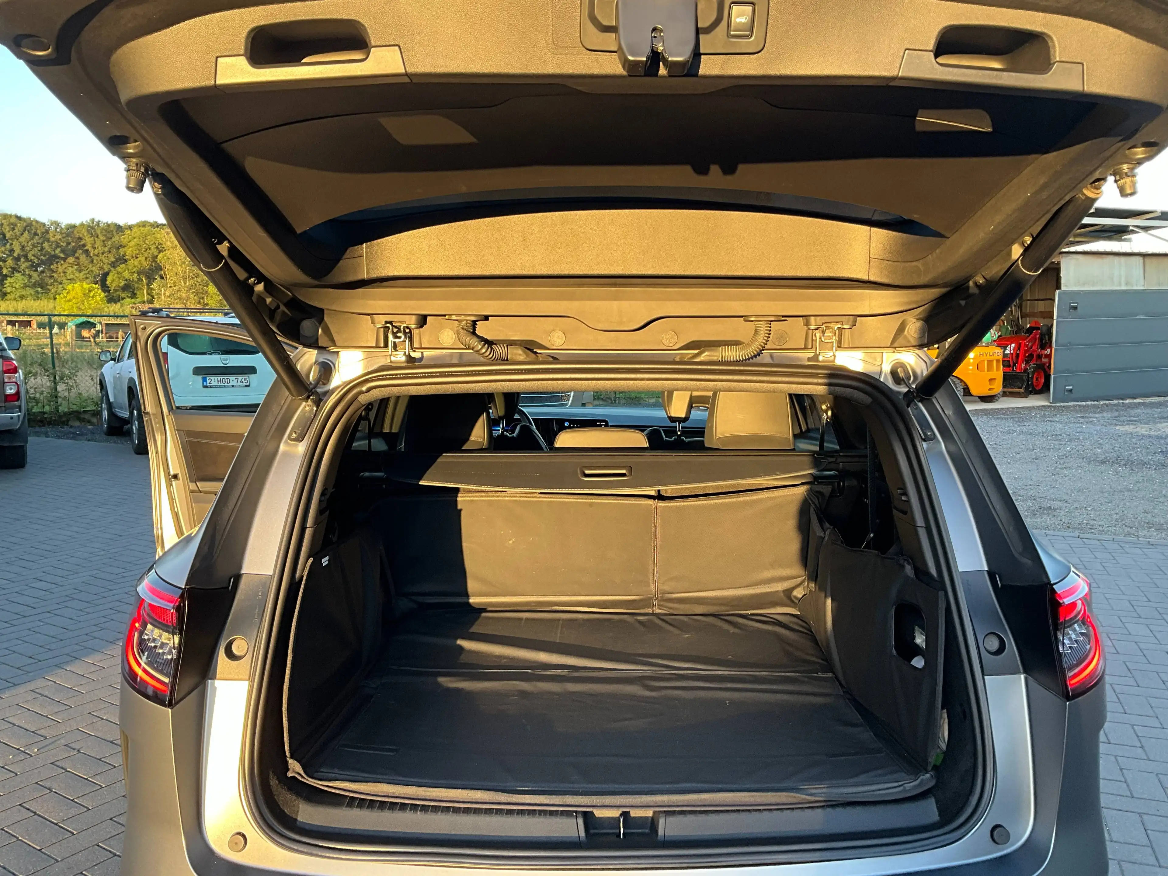 Renault Espace Esprit Alpine E tech full hybrid 200 — photo 5