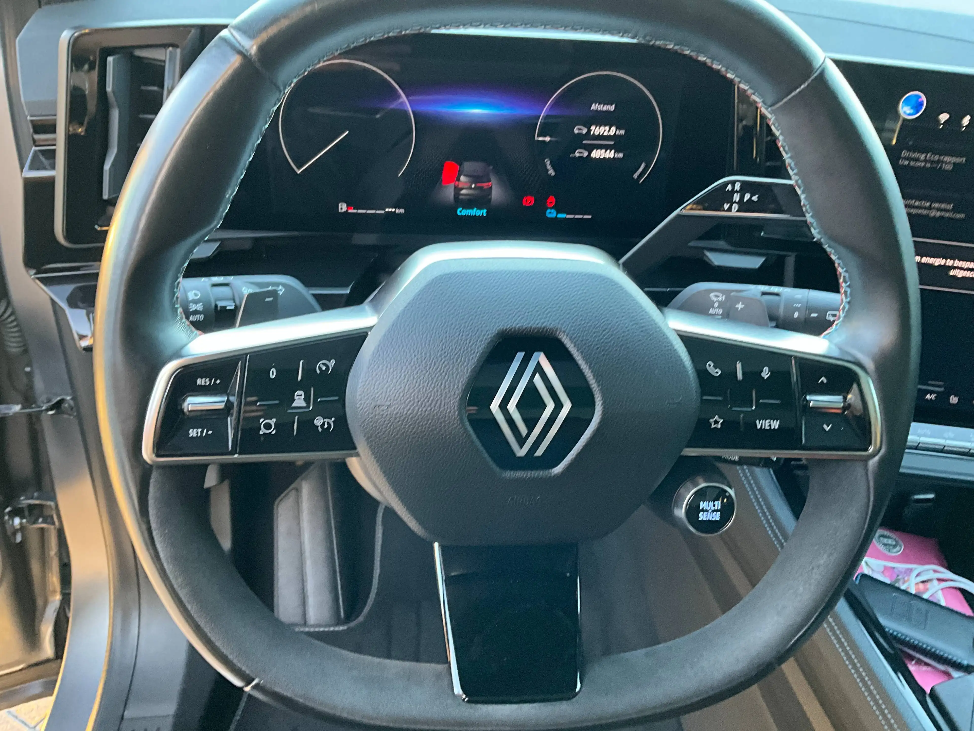 Renault Espace Esprit Alpine E tech full hybrid 200 — photo 10