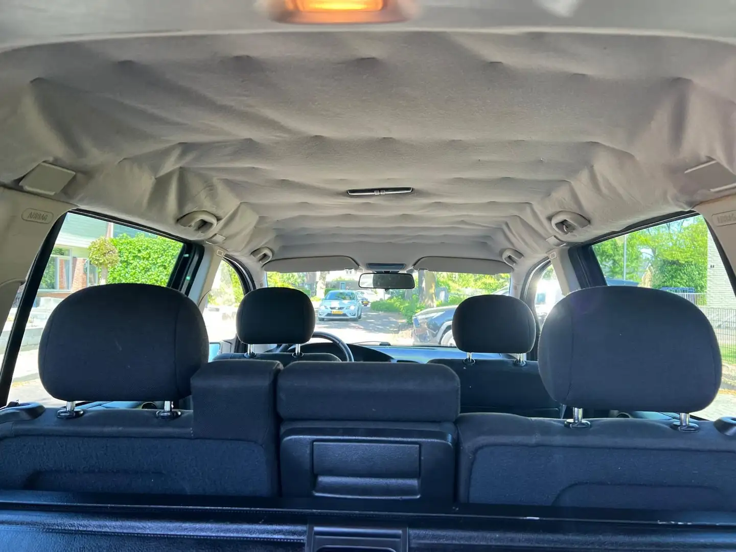 Opel Zafira 1.8 16v nieuw APK - 1