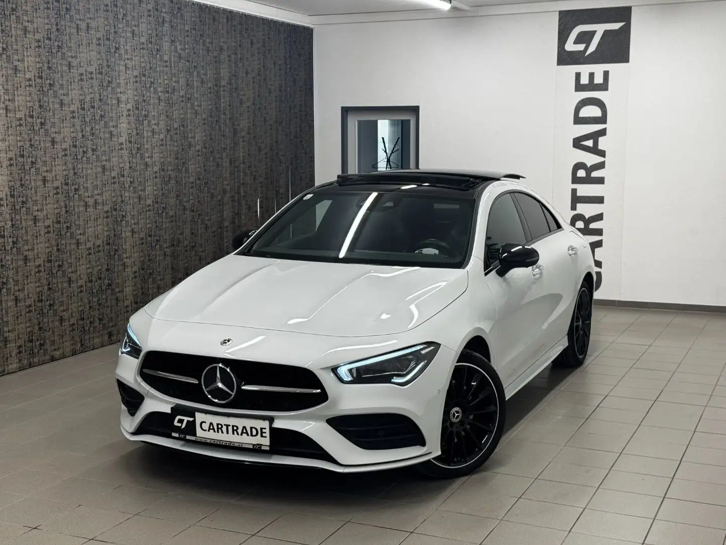 Mercedes-Benz CLA 250 CLA-KLasse CLA 250 e AMG Line Weiß - 2