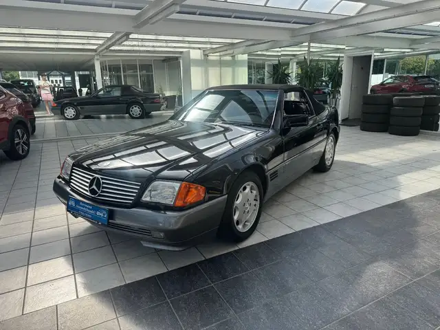 Mercedes-Benz 500 SL Erste Serie KE Jetronik in 040 Schwarz