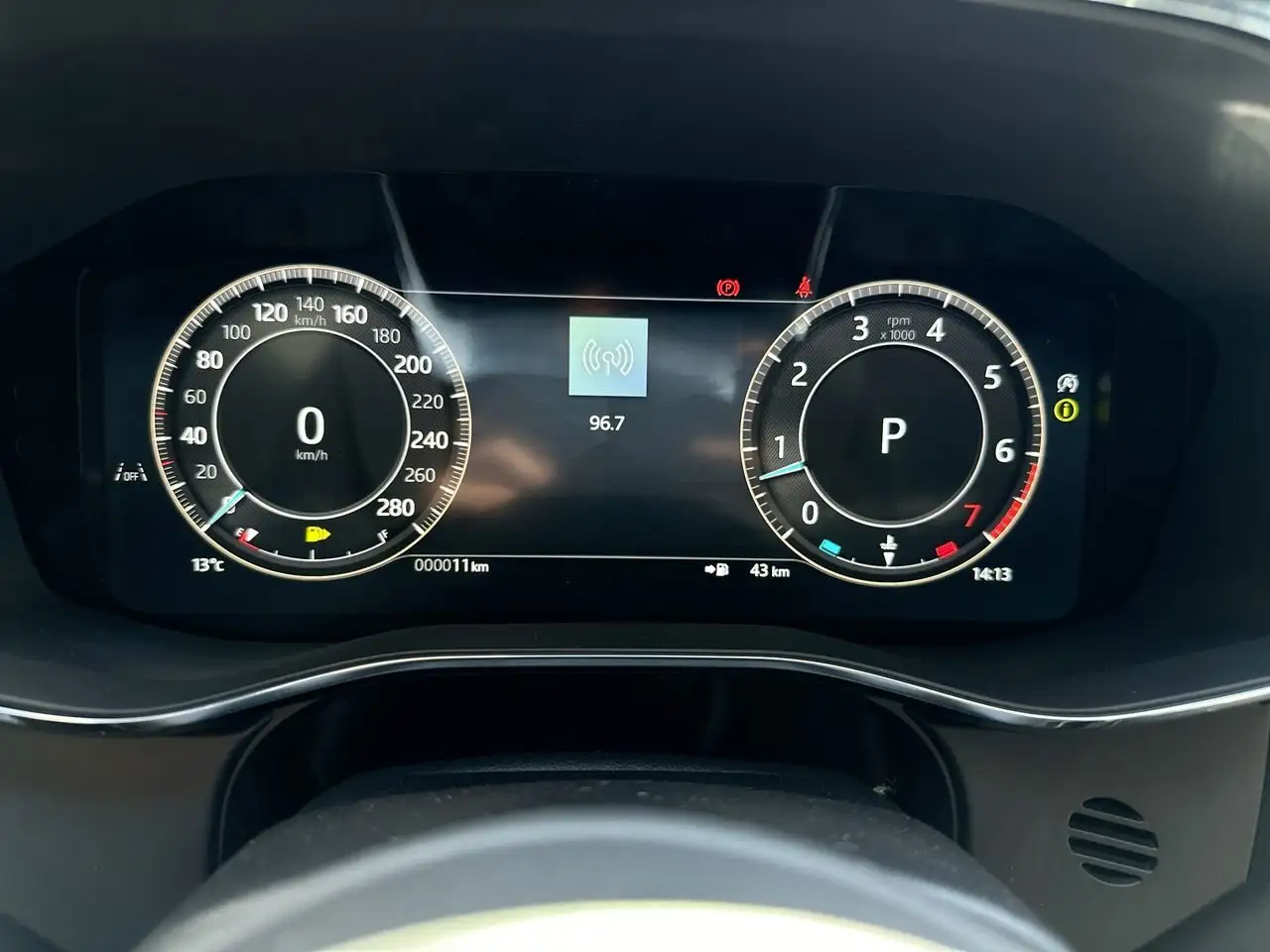 Jaguar F-Pace снимка Jaguar F-Pace