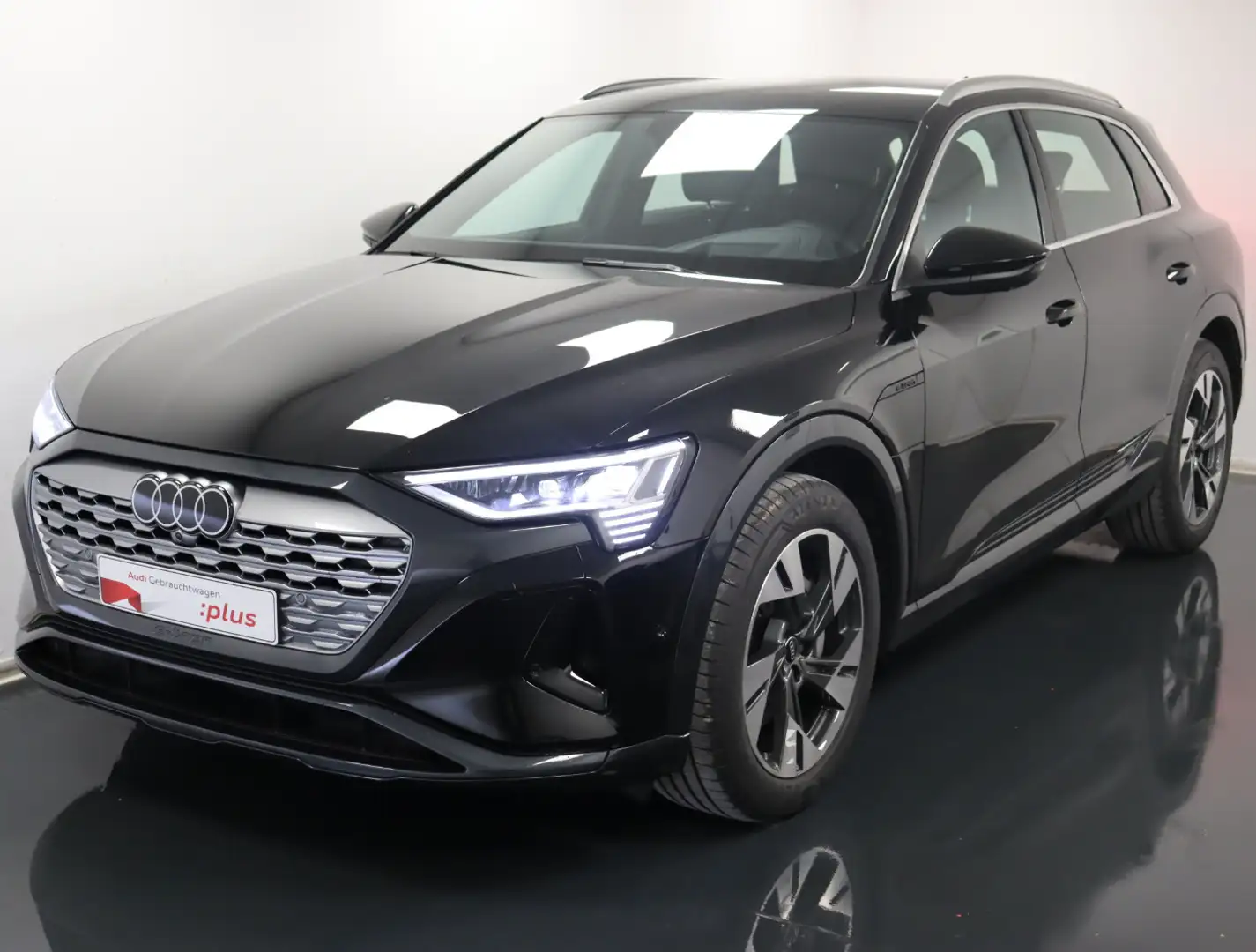Audi Q8 e-tron 55  quattro advanced |Matrix|Luft|ACC Schwarz - 2