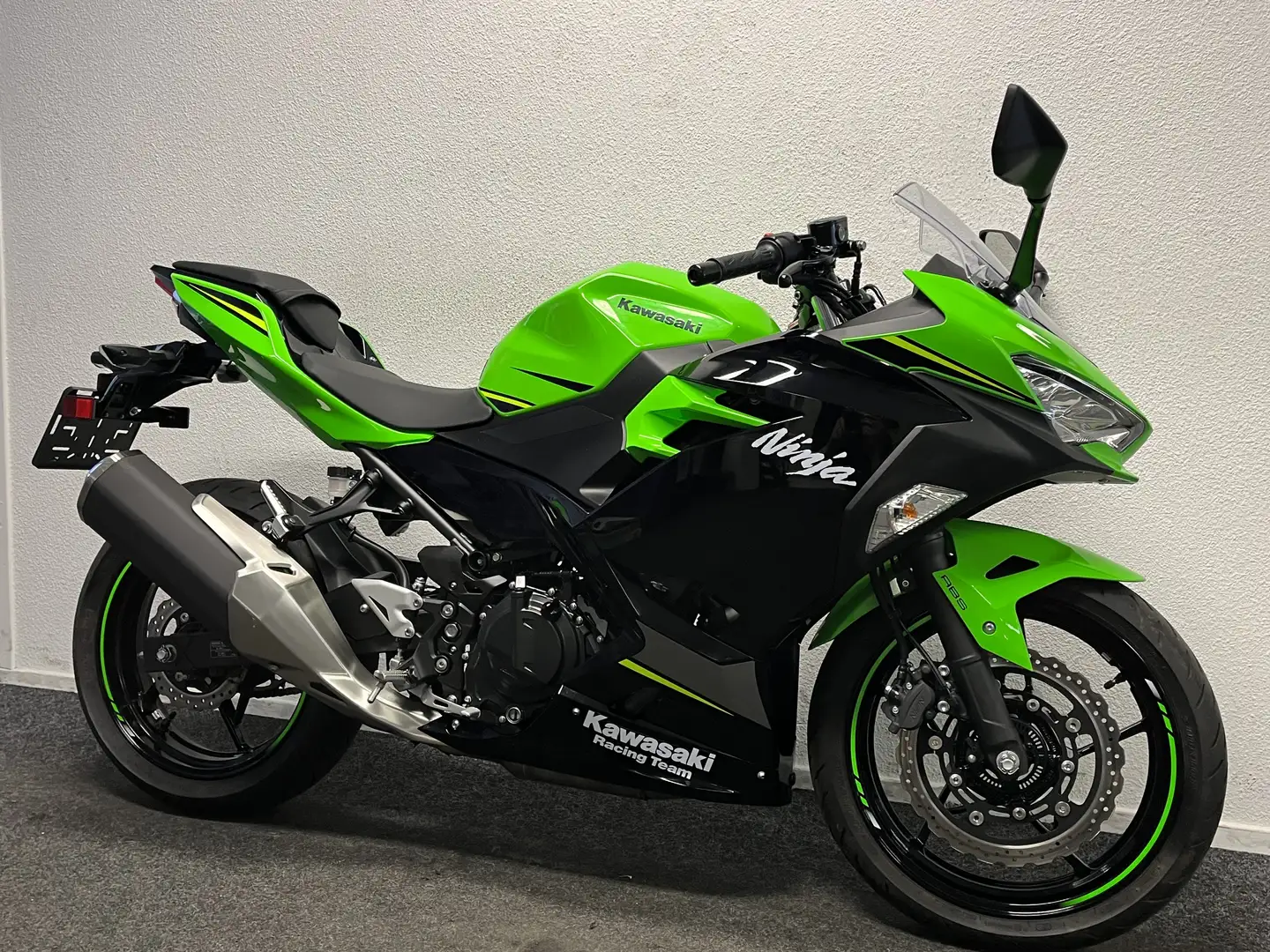 Kawasaki Ninja 400 Зелений - 2