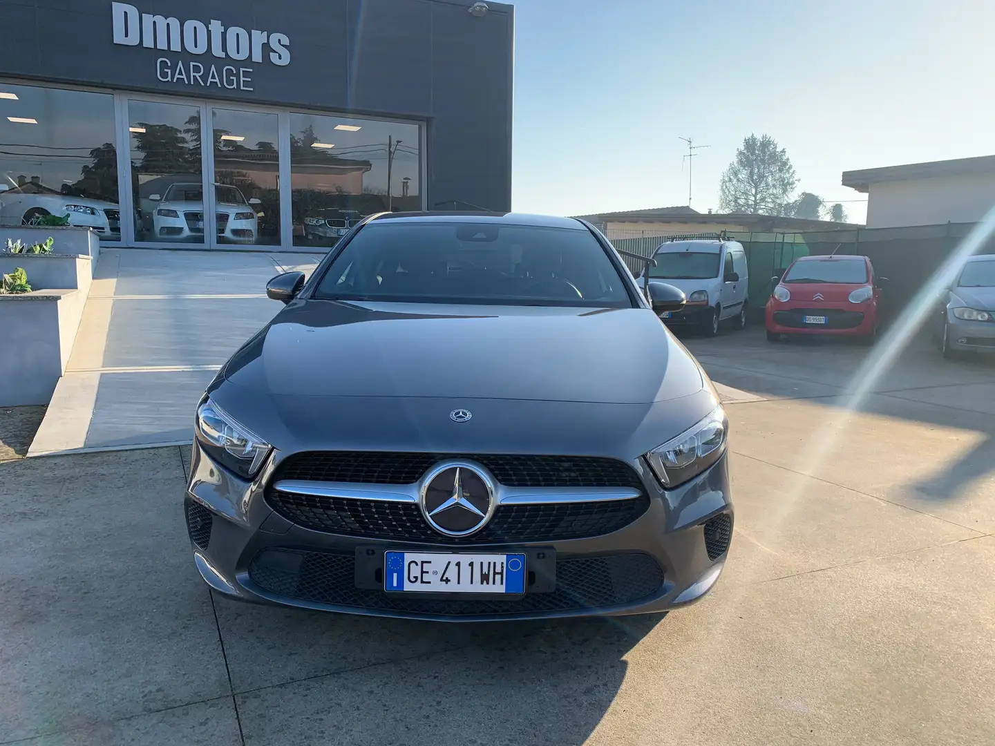 Mercedes-Benz A 180 Sport auto-TAGLIANDI MERCEDES-NEOPATENTATI Grigio - 2