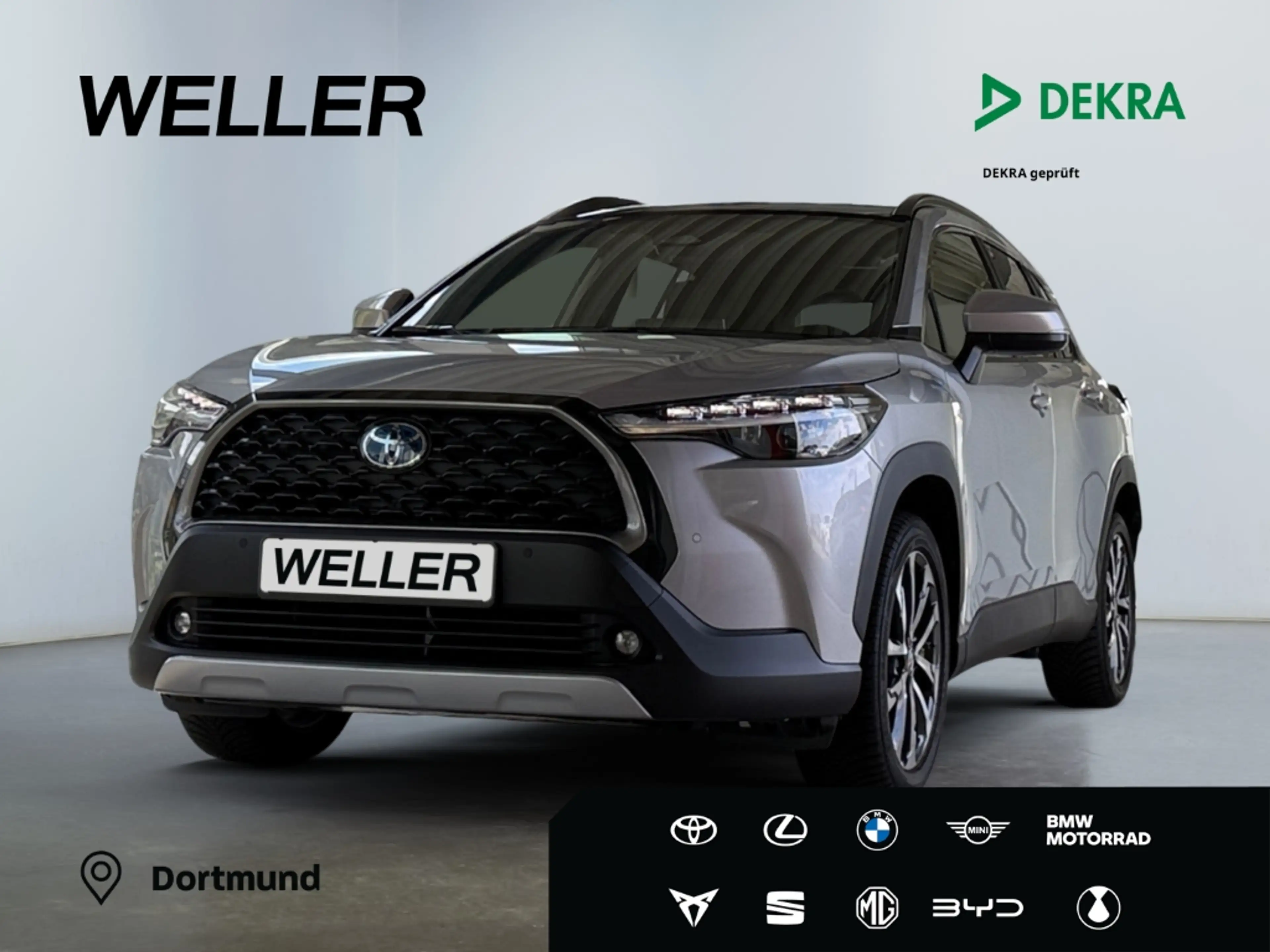 Toyota Corolla Cross 2.0 Hybrid Team D *Premium Paket*