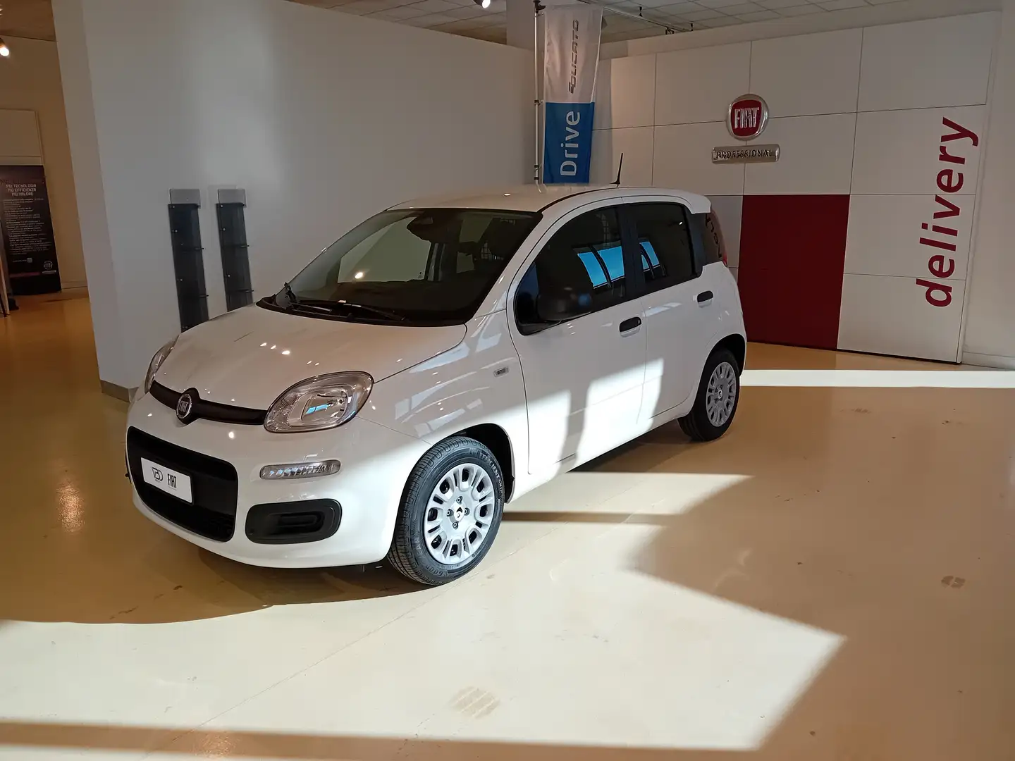 Fiat Panda VAN 1.0 Hybrid S&S 70cv E6.4-2 posti Blanco - 2